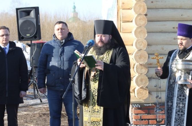 В Соликамске на берегу Усолки началось строительство «Соляной версты»